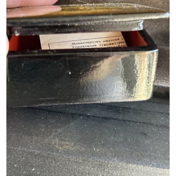 Fedoskino Russian Lacquer Box Signed Hand Painted Village Scene USSR 1983 Cert - Picture 7 of 10